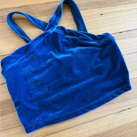 Beyond Yoga Converge Cropped Tank - Picture 6 of 10